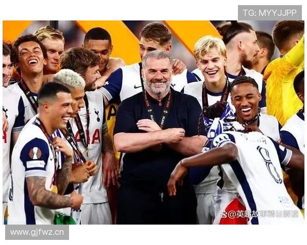 阿森纳球迷质疑马杜埃凯加盟切尔西球迷同样不满他离队